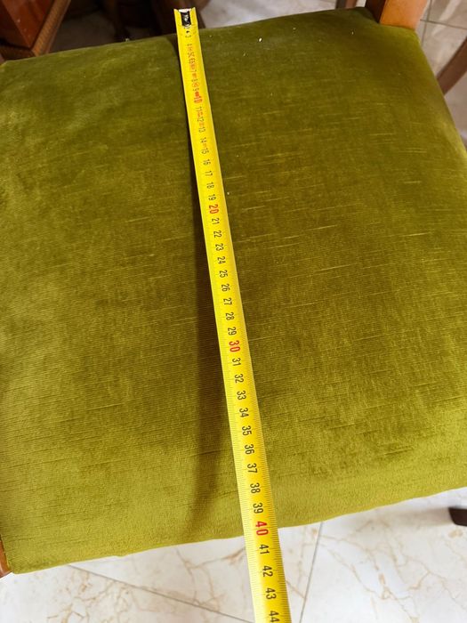 Scaune lemn si textil