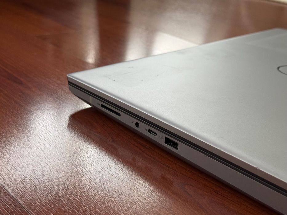 17.3’FHD IPS/RTX A3000 12GB/Dell Precision 7770/i9-12950HX/64GB/512GB