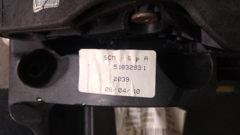 Ansamblu pedalier fiat bravo 2 1.6 multijet dupa 2006 51832931