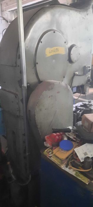 Mașina verticală de mortezat tip B 5032