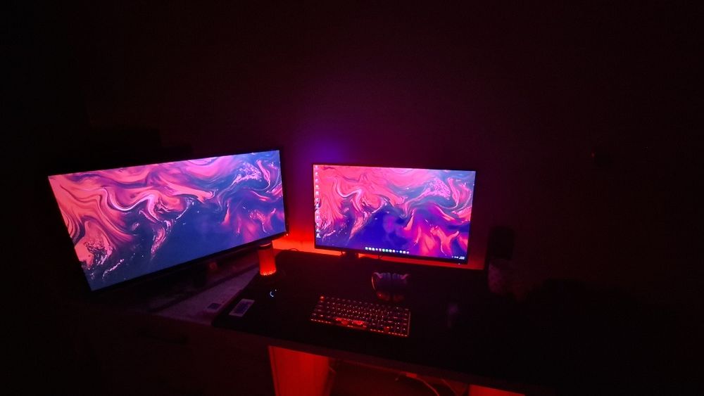 Pc gaming Acer  nitro50 + monitor alienware 240hz 1080p + perifecile din poze