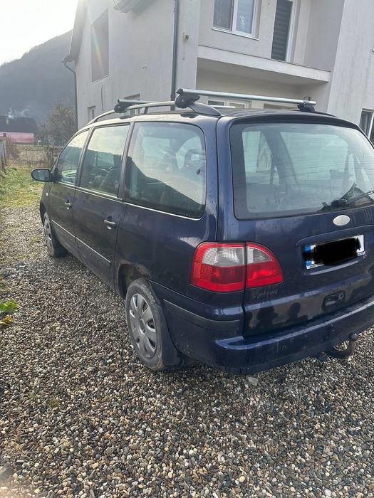 Vând Ford Galaxy pentru dezmembrări