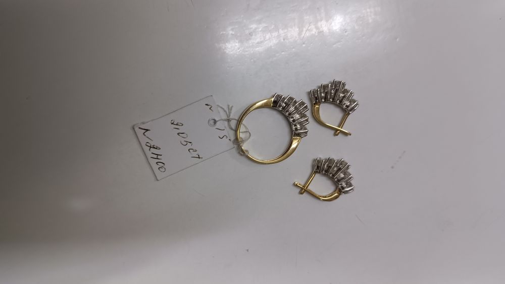 Бриллиант золота-750 карат