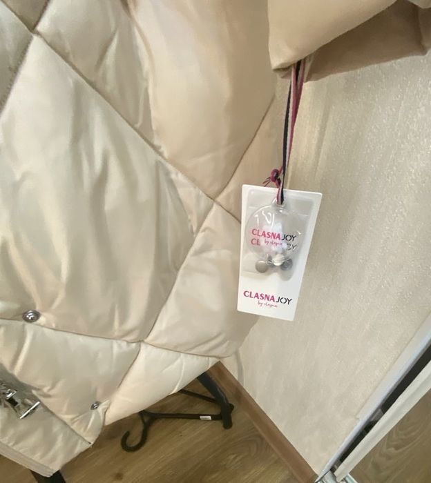 НОВАЯ КУРТКА 52 размер