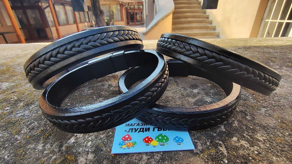 Мъжки гривни от естествена кожа и стомана. Идея за подарък. Бижута Луди гъби.