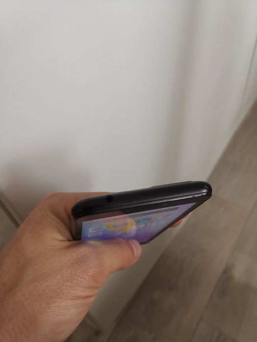 Продам телефон смартфон Techno b1p