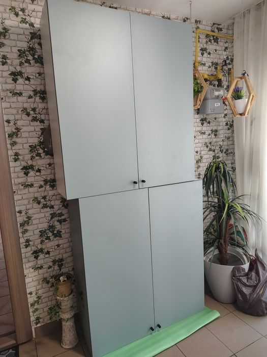 Vând doua dulapuri 100/114/35 cm