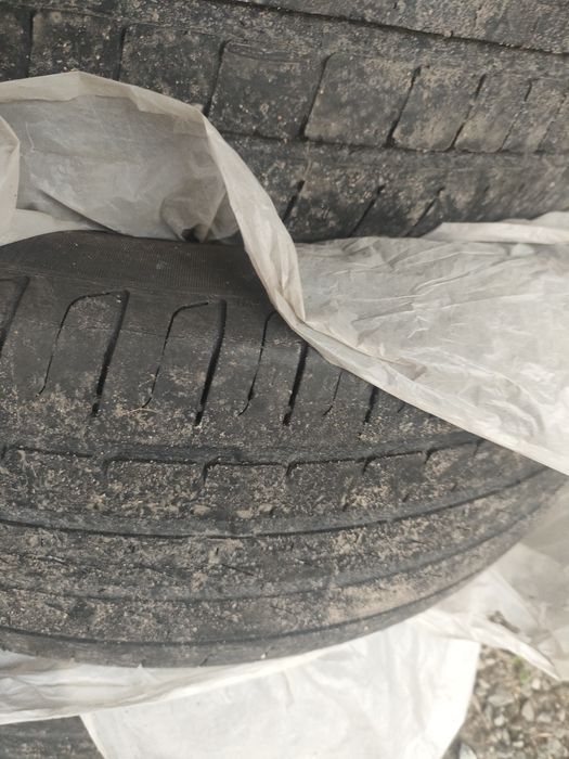 Продам покрышки размер 225/55/19