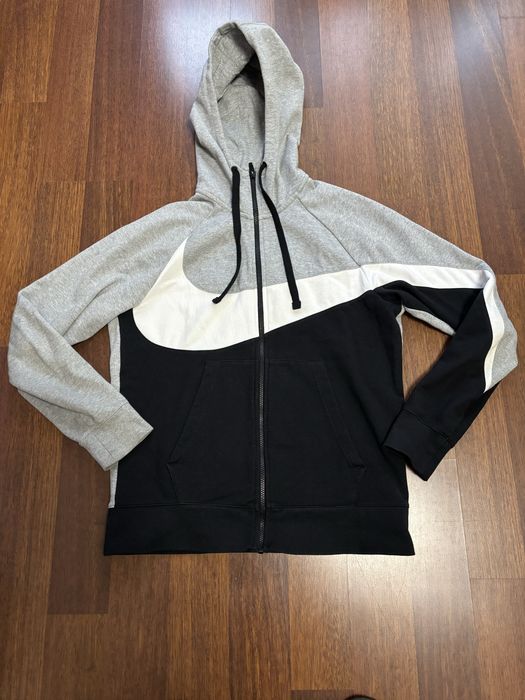 Nike мъжки суичър М размер