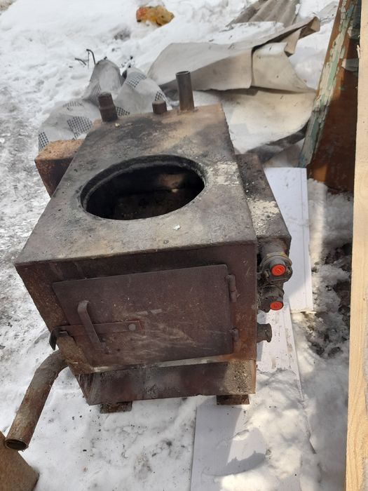 Продам печь на твердом топливе