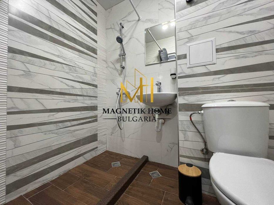 Магнетичен тристаен апартамент с гледка към ”Mall Galleria”