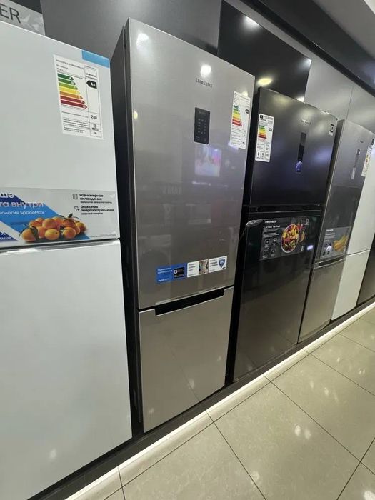 Холодильник Samsung Inverter motor c NoFrost технологии, оригинал