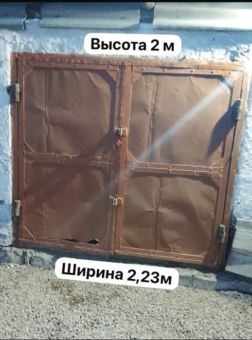 Ворота на гараж продам