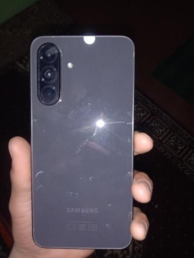 Samsung galaxy a36 sotiladi bez imeka