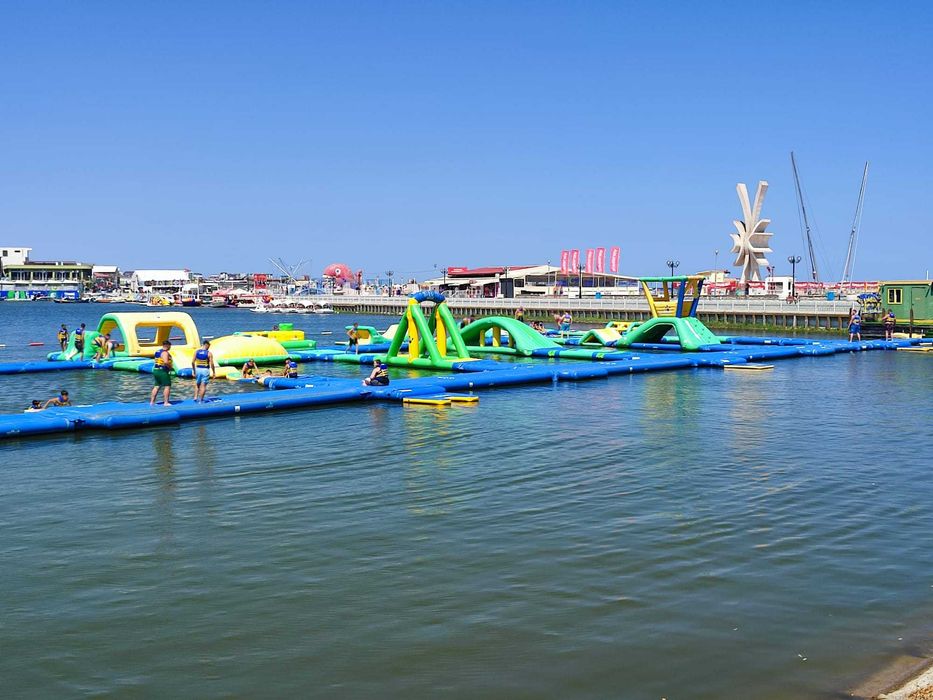 AFACERE LA CHEIE - Vand pensiune la Costinesti