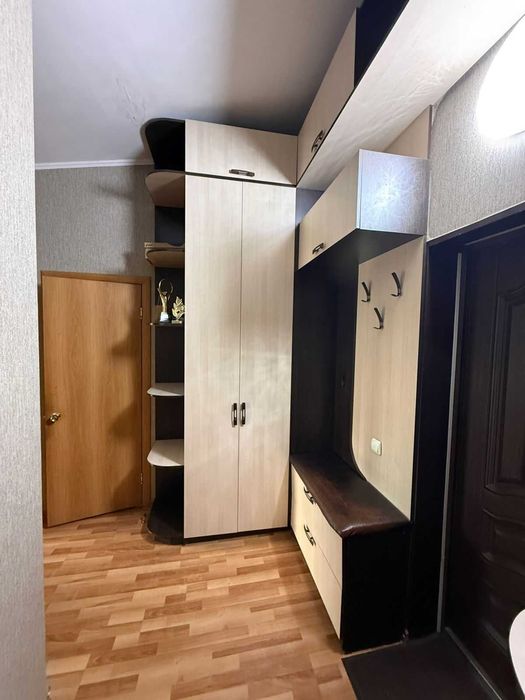 Продам 2-комнатную квартиру