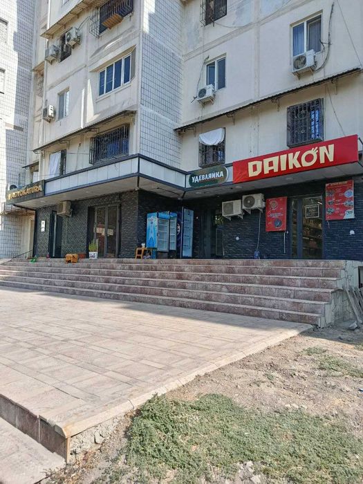 Сдаётся нежилое помещение под магазин/офис в Сергели 8    (1 этаж)