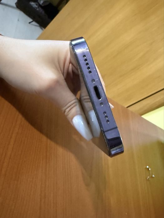 Iphone 14 Pro Purple КАТО НОВ