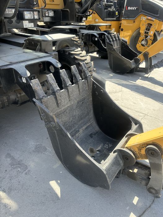 Экскаватор колесный Ekskavator kolesniy SANY 65 (Xcmg, Zoomlion, volvo