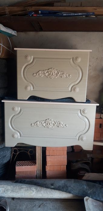 Продам 2 сундука  в  хорошем  состоянии