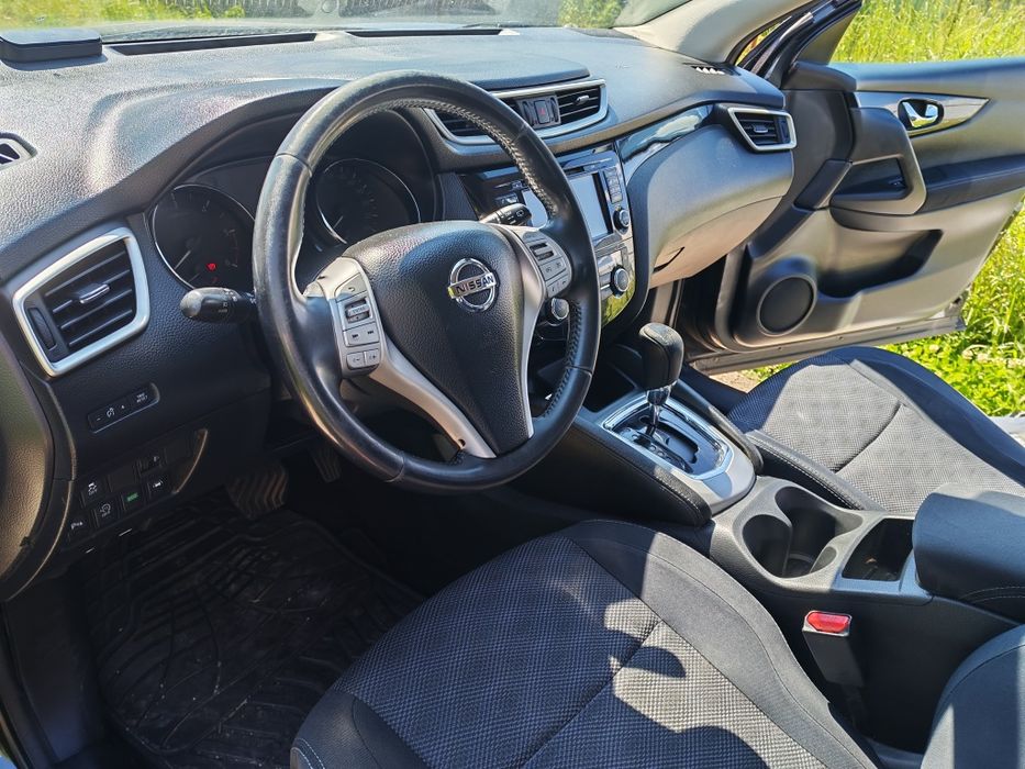 Vând Nissan Qashqai J11
