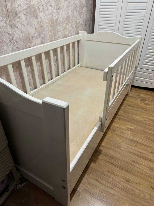 детская кроват без матрас