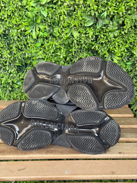 Balenciaga Triple S Black 42