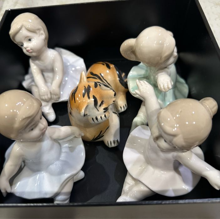 Статуэтки сувениры