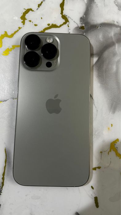 Продам Iphone 16pro max 256