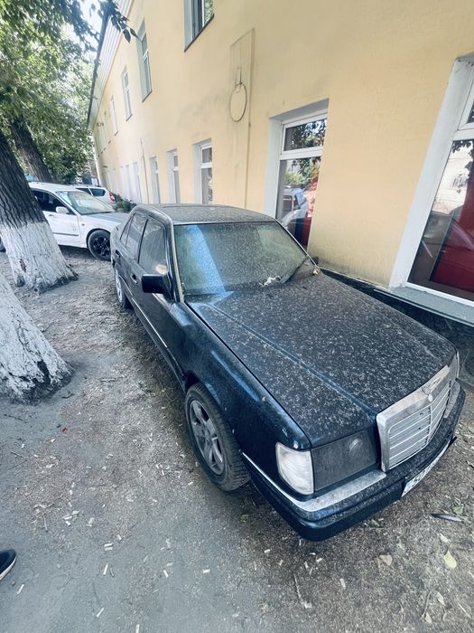 Мерседес 124 2.3