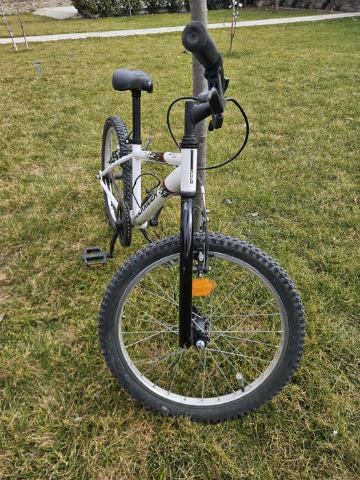Bicicleta Rockrider 20" model ST 100, pentru copii