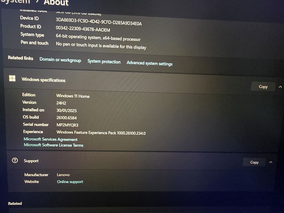 Продавам Lenovo LOQ 15IAX9