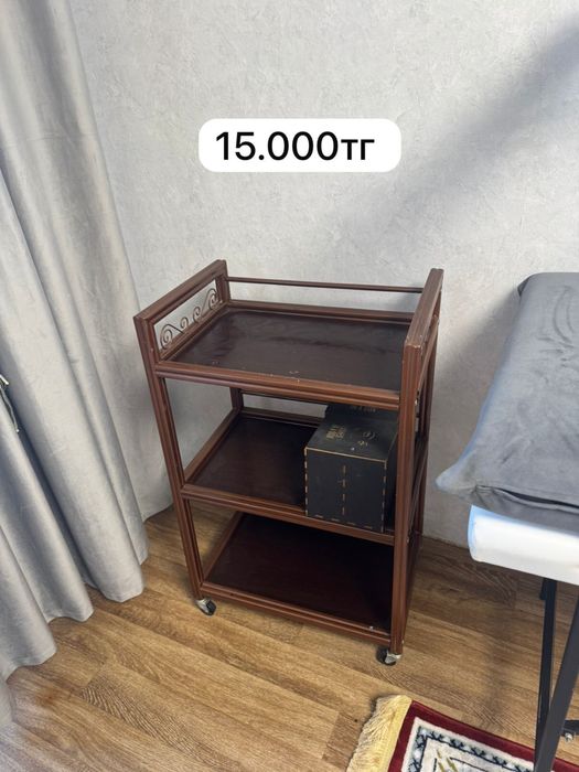 Продам кушетку с матрасом
