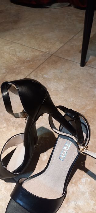 Sandale elegante 36,noi,piele naturala