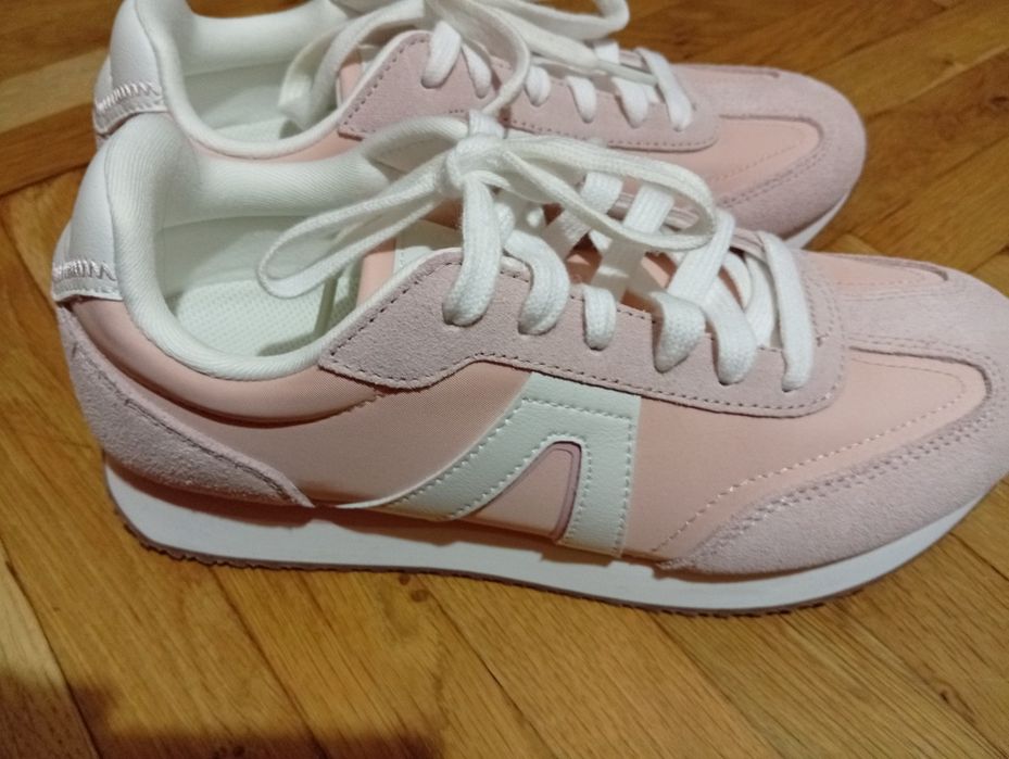 Дамски маратонки Clarks