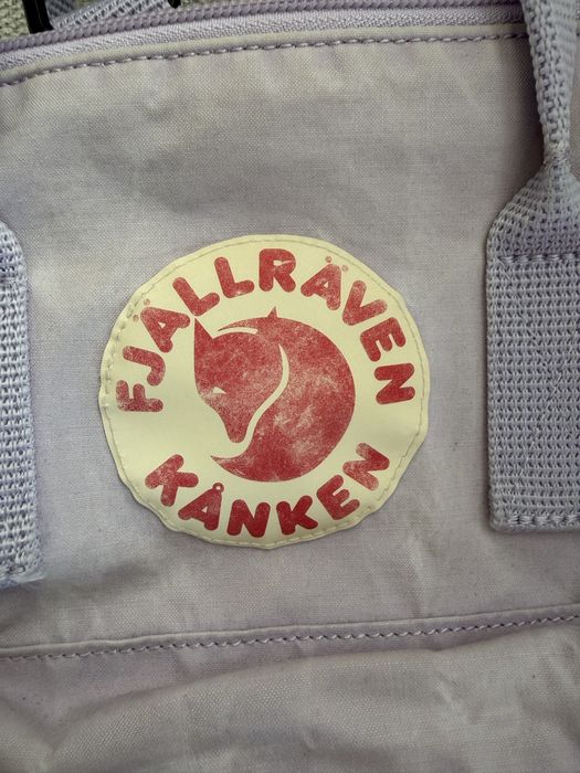 Малка раница Fjällraven Kånken лилава
