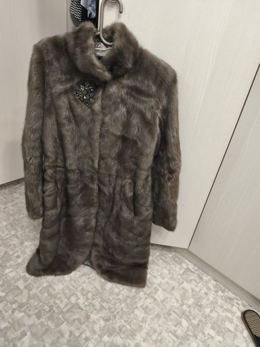 Продаю шубу норковую