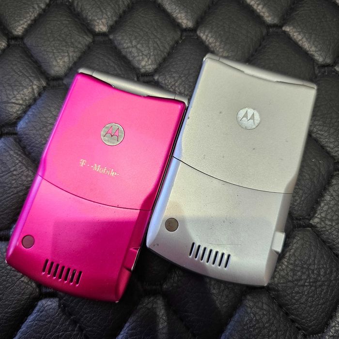 Motorola RAZR V3 Silver/Pink