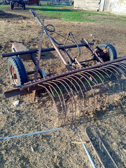 Продается Трактор Т-40 вместе с сенокосилкой и граблями