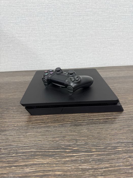 Продам как новый Playstation-4 Slim 500-Гб Памяти с Топовыми Играми!