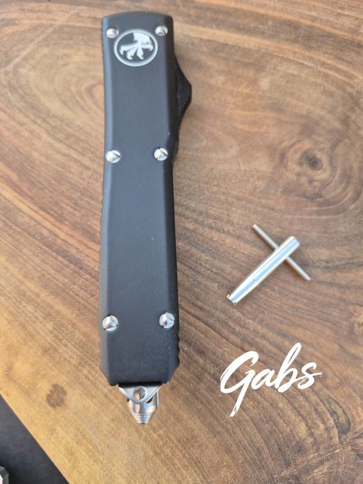 Автоматичен нож MICROTECH Ultratech, два мoдел,тъмно острие