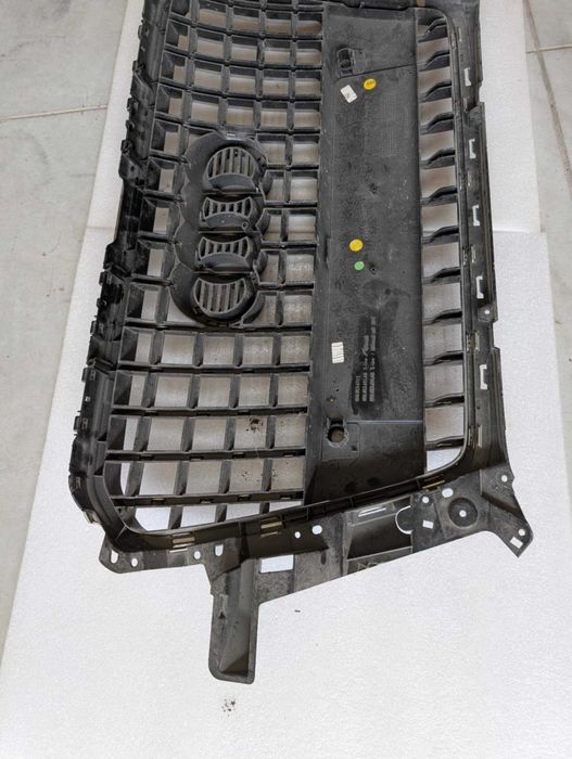 Audi Q5 13-17 S line централна решетка