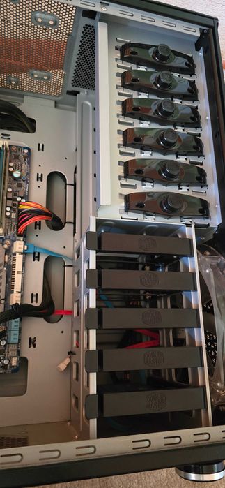 Компютър Работна станция Working Station Intel® Xeon® Processor W3680