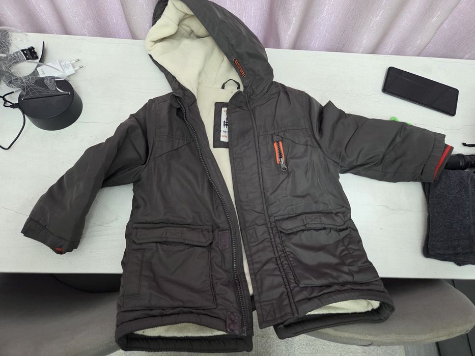 Продам куртку зимнюю
