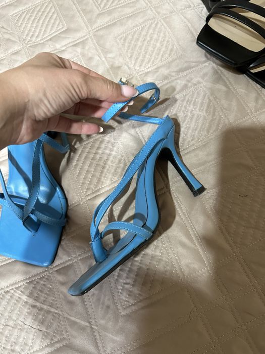 Голубые Босоножки под Bottega Veneta