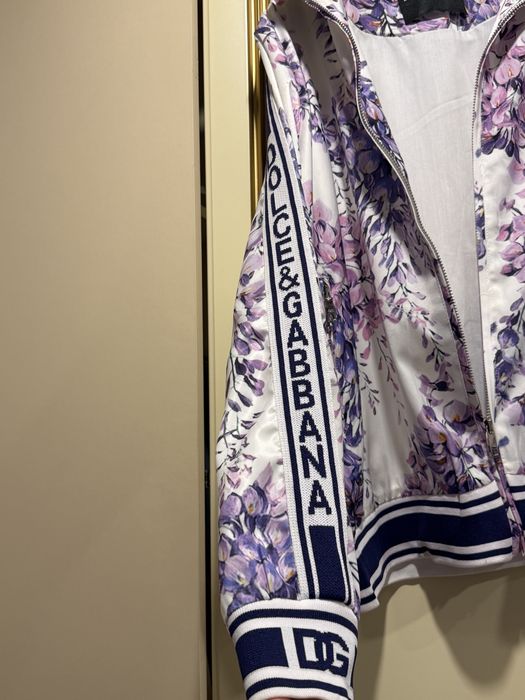 Шелковый бомбер D&G