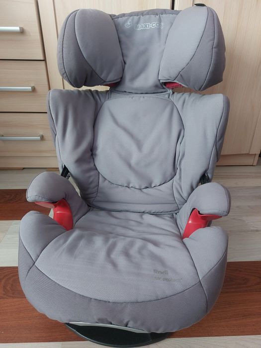 Столче за кола maxi cosi