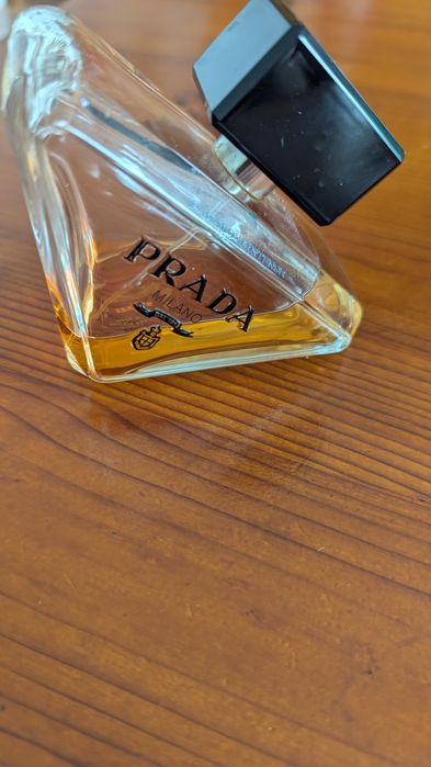 Дамски парфюм Prada paradox intense