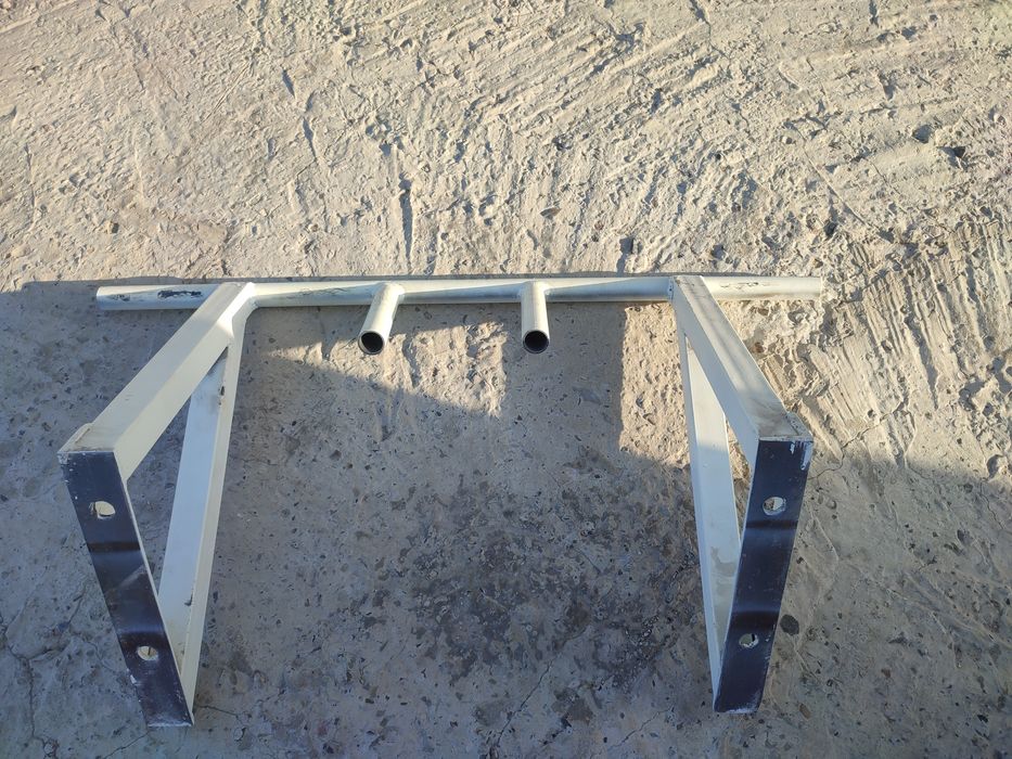 Продам турник самодельный