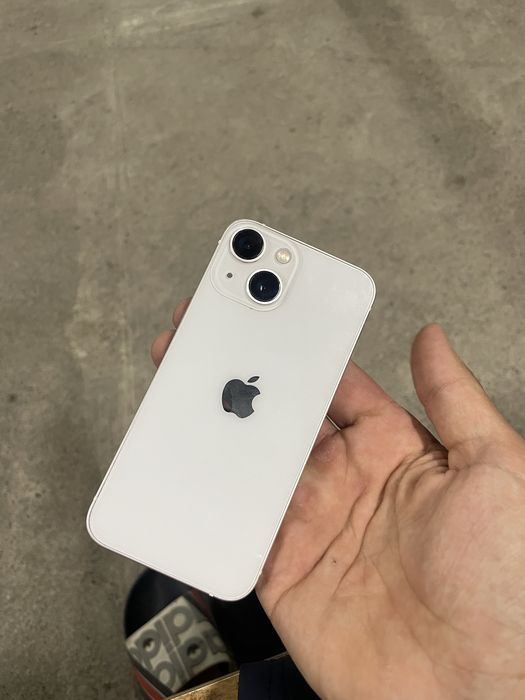 Iphone 13 mini.